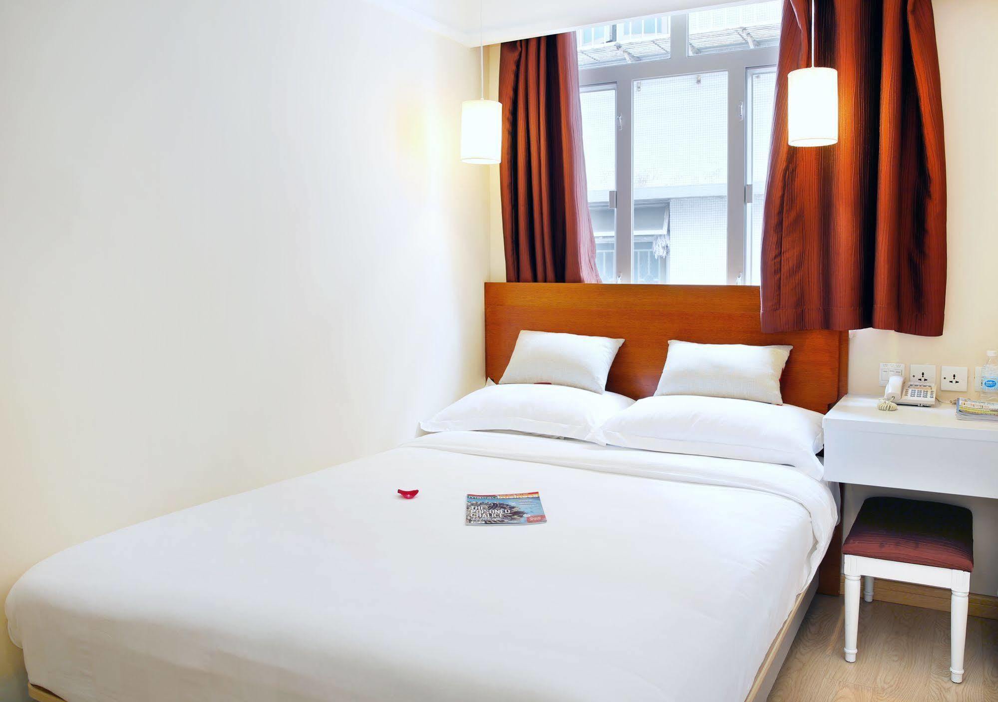 Ole London Hotel Macao Esterno foto